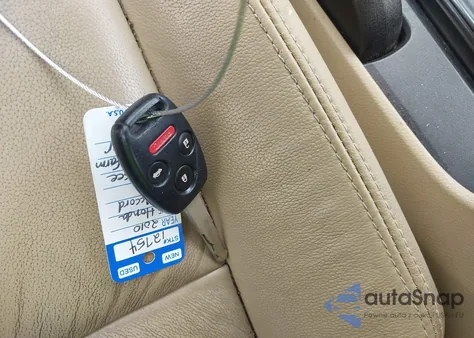 2010 Honda Accord 2.4 Ex-L from USA, damaged, VIN 1HGCP2F8XAA136070